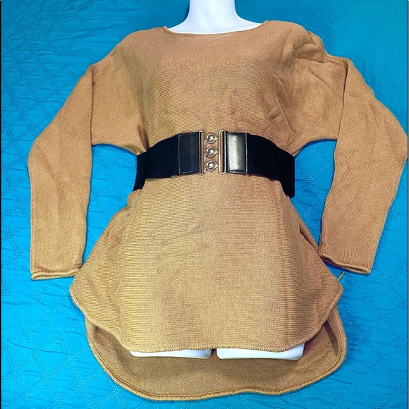 Michael Kors Large High Low Hem knitted sweater with gold toned zippers … - Picture 2 of 14